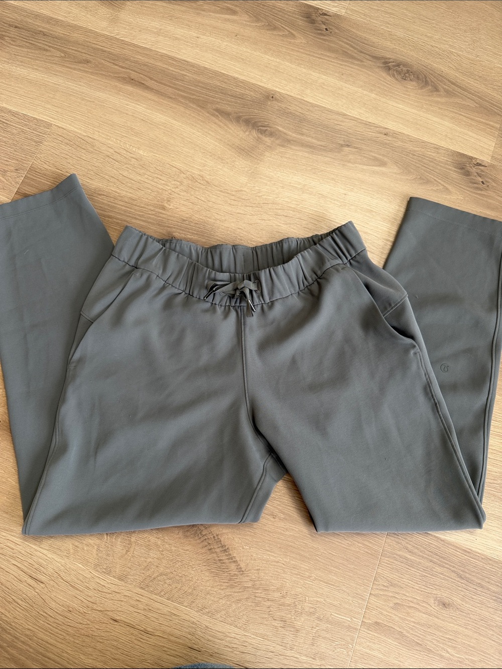 Women’s Lululemon Charcoal Gray Drawstring Pants